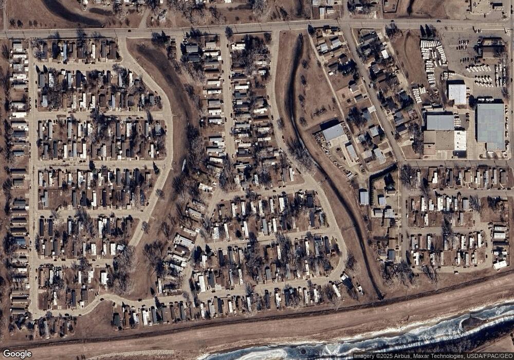 206 E Coyote St, Mandan, ND 58554 - photo 1