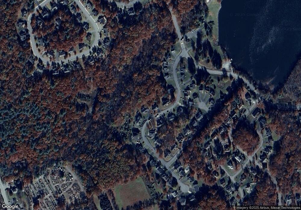 402 Analomink Rd, East Stroudsburg, PA 18301 - photo 1