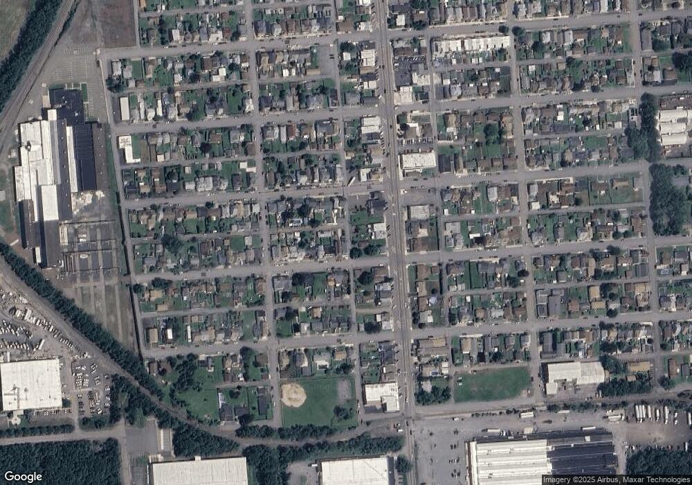 239 Thirwell Ave, Hazleton, PA 18201 - photo 1