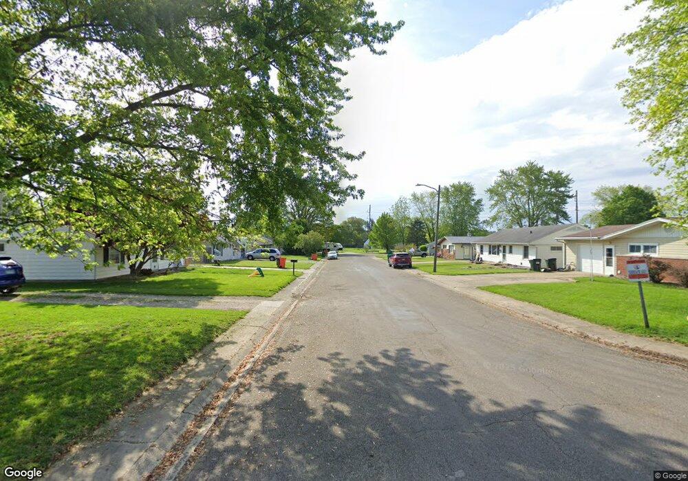 7 Chestnut Ave, Mattoon, IL 61938 - photo 1