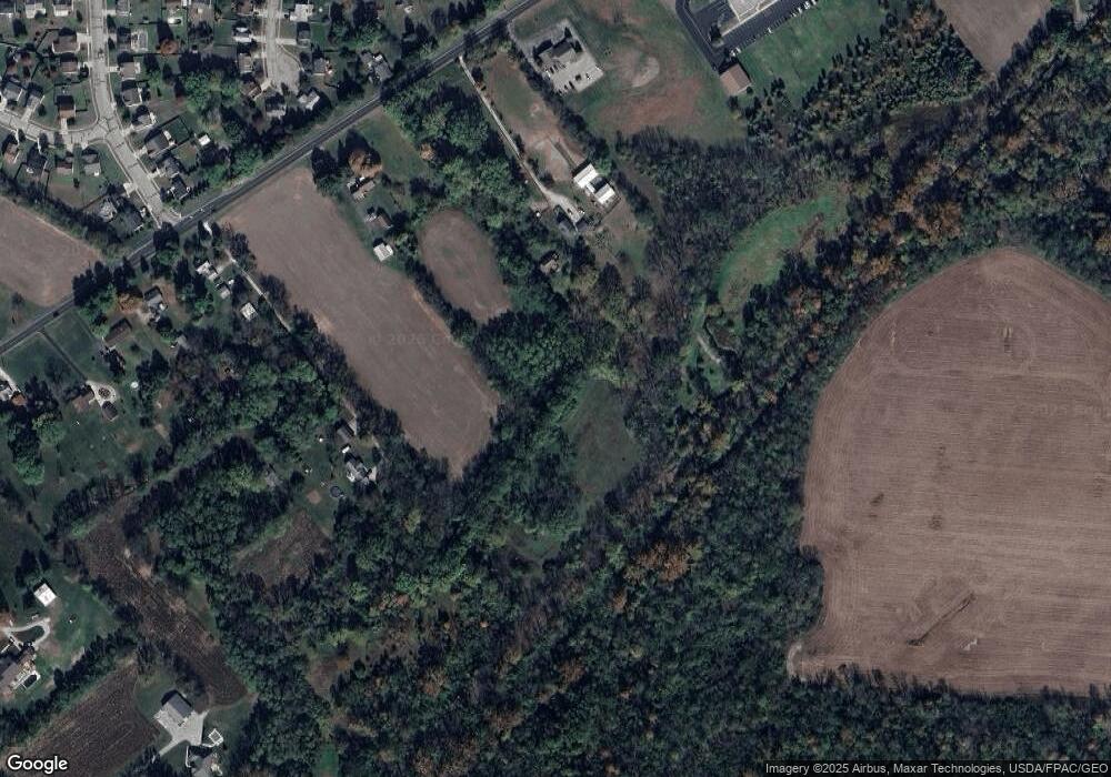 943 Lower Bellbrook Rd, Xenia, OH 45385 - photo 1