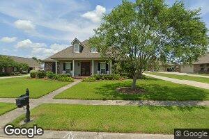 132 S Point Dr, Houma, LA 70360