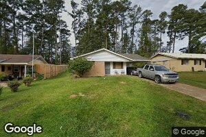 411 Juniper St, New Llano, LA 71461