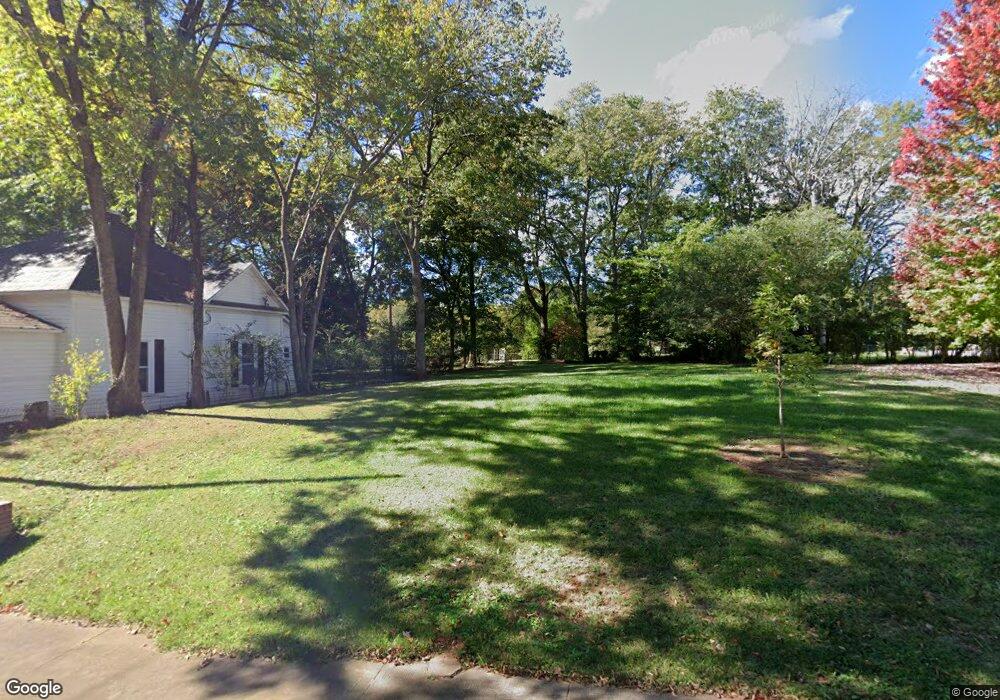 316 S Mulberry St, Statesville, NC 28677 - photo 1