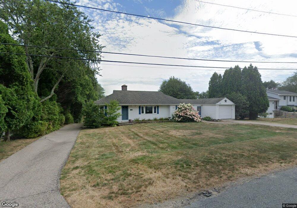 50 Sea View Ave, Wakefield, RI 02879 - photo 1