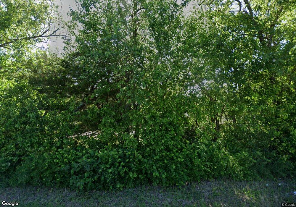 4025 SW Indian Hills Rd, Topeka, KS 66610 - photo 1