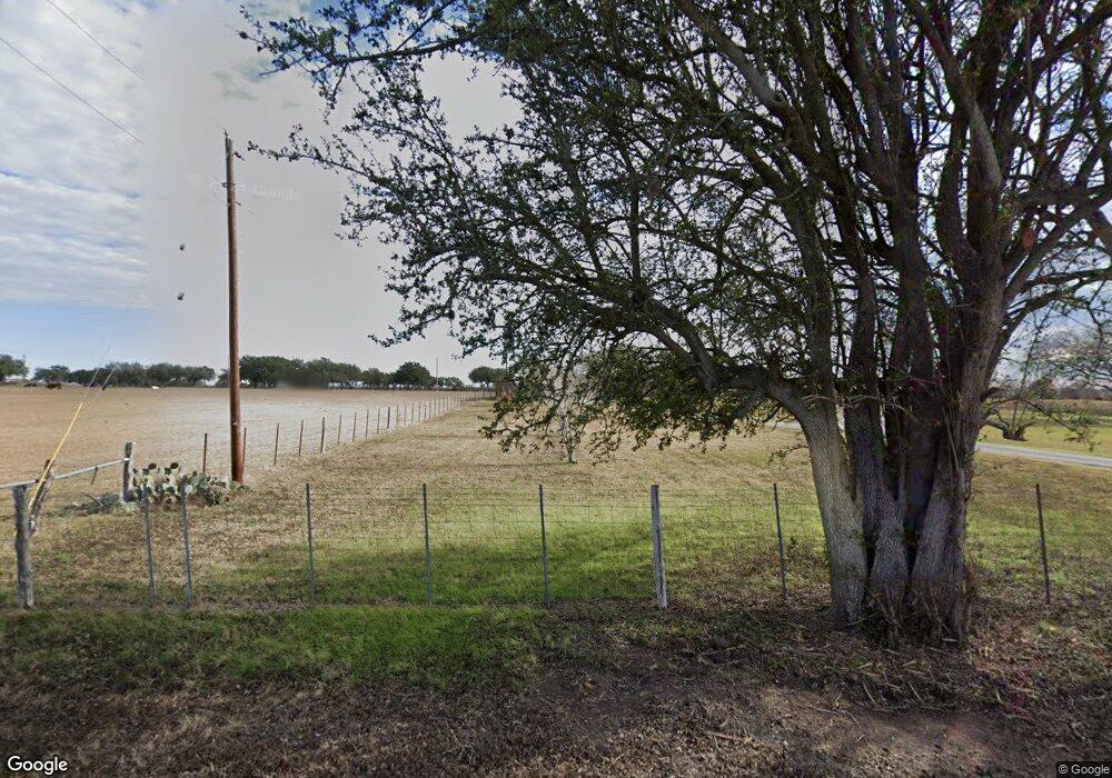 2286 Wofford Ln, Beeville, TX 78102 - photo 1