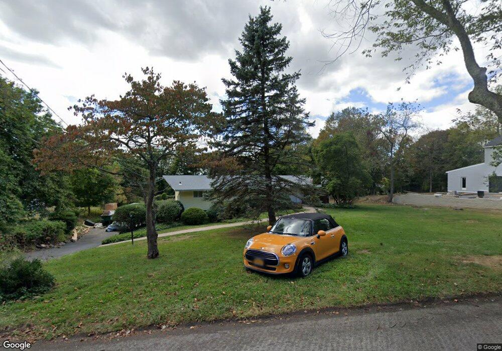 60 Old Farm Rd S, Pleasantville, NY 10570 - photo 1