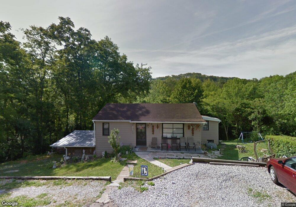 8223 W Circle Dr, Knoxville, TN 37920 - photo 1