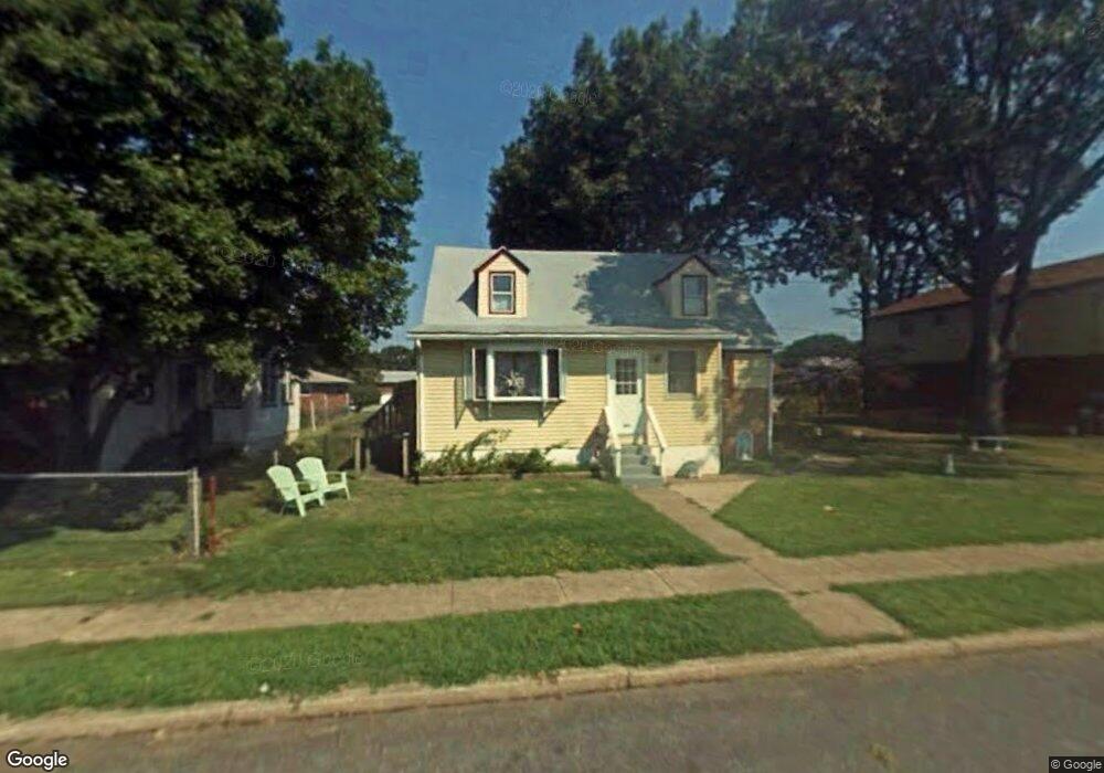 225 Mohican St, Essington, PA 19029 - photo 1