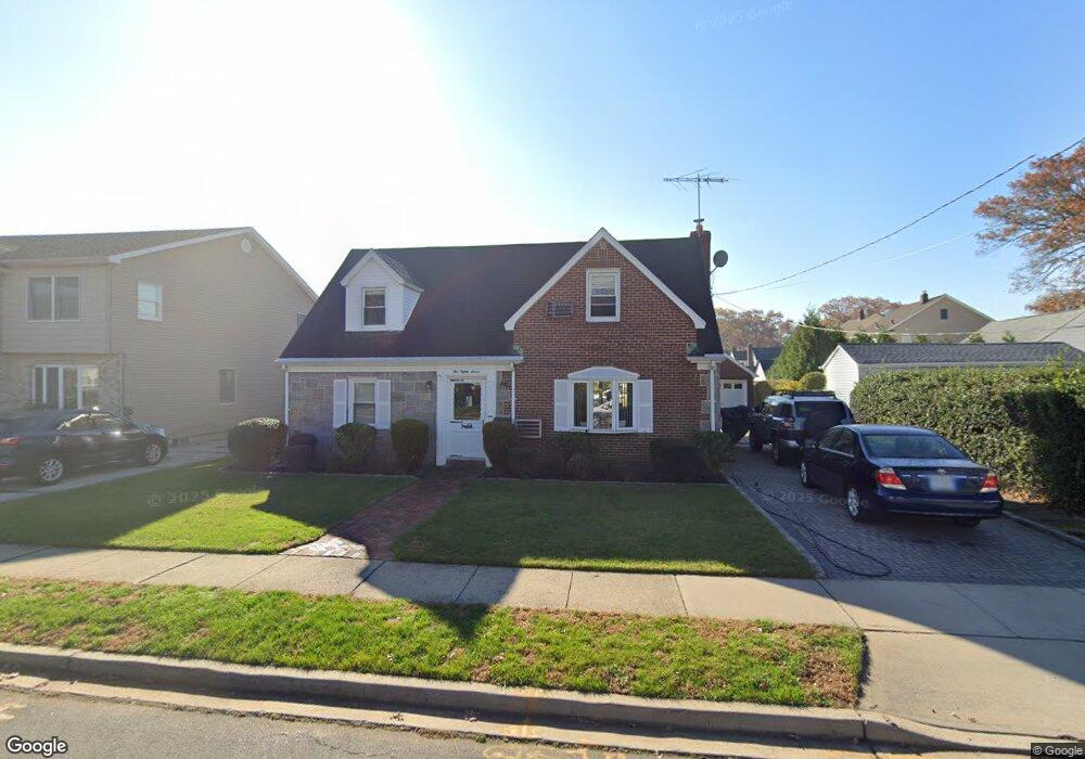 1087 Davis St, Franklin Square, NY 11010 - photo 1