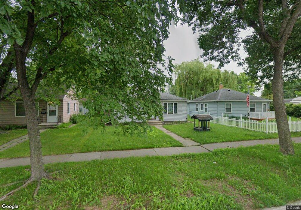 1605 3rd St N, Fargo, ND 58102 - photo 1