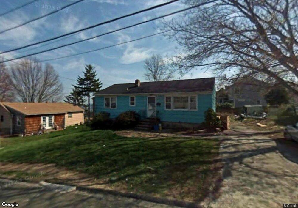 10 Davenport Ave, Milford, CT 06460 - photo 1