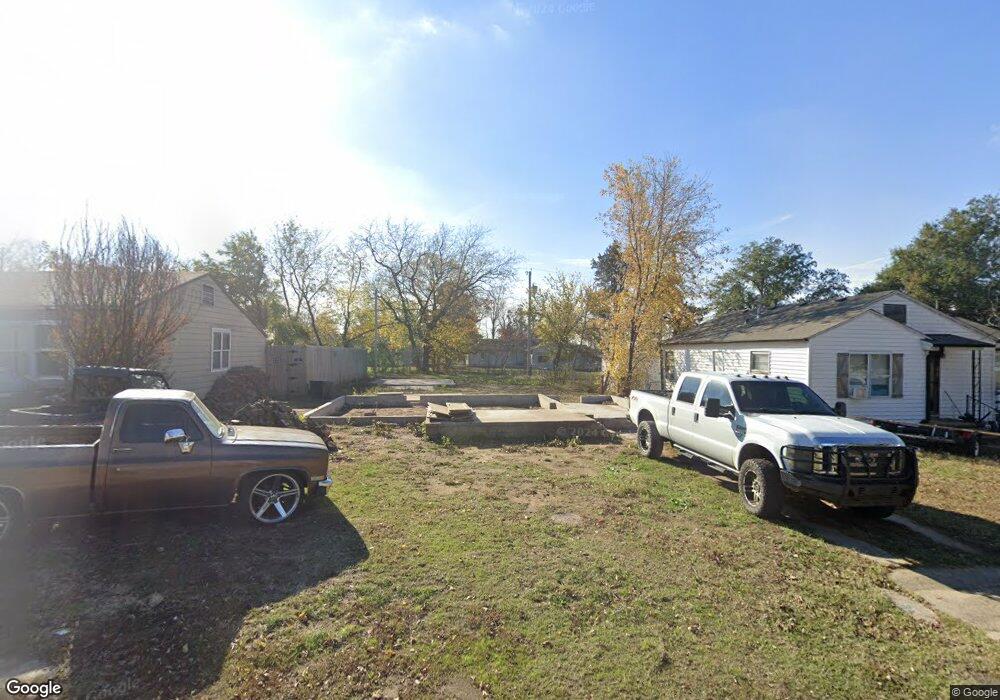 1005 Grant St, Henryetta, OK 74437 - photo 1