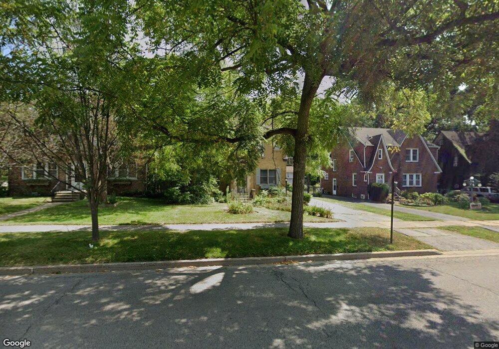 1529 N Jackson St, Waukegan, IL 60085 - photo 1