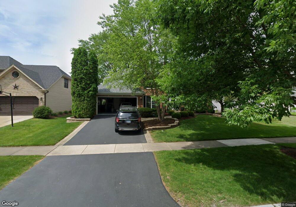 2203 Wicklow Rd, Naperville, IL 60564 - photo 1