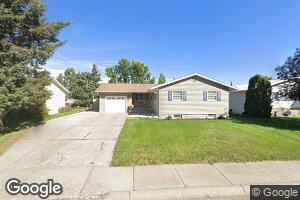 618 10th St SE, Sidney, MT 59270
