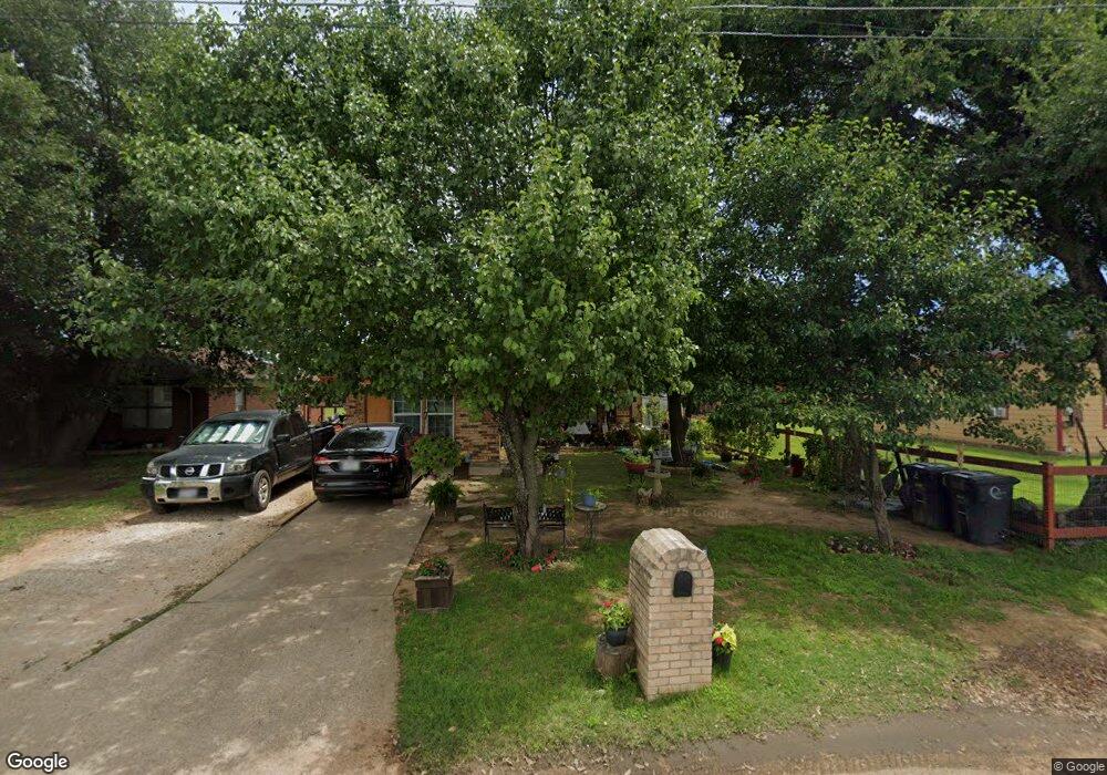 1206 Chase Ave, Cleburne, TX 76031 - photo 1