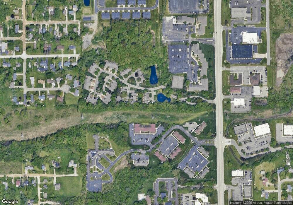 2527 White Oak Place unit 4, Flint, MI 48532 - photo 1