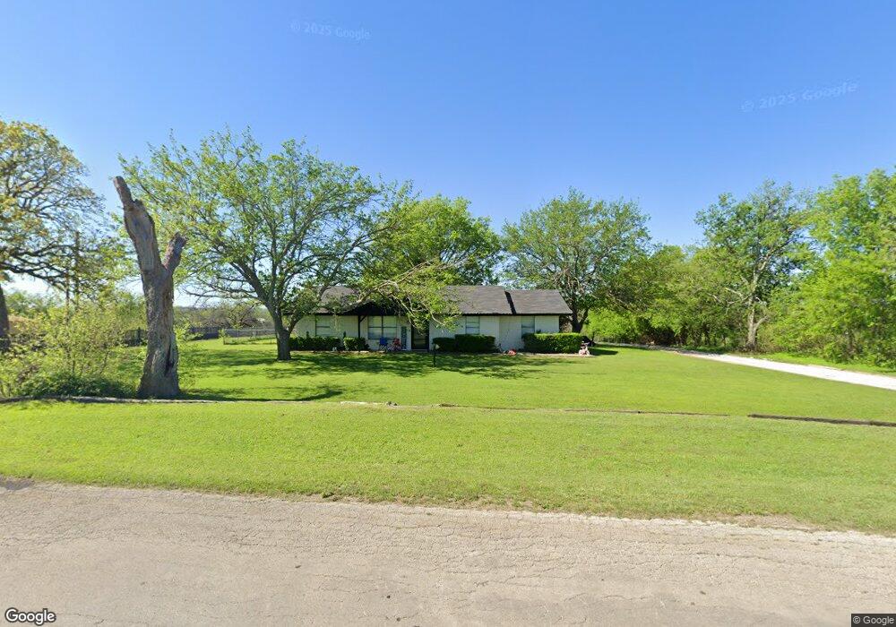 705 N Lake Dr, Weatherford, TX 76085 - photo 1
