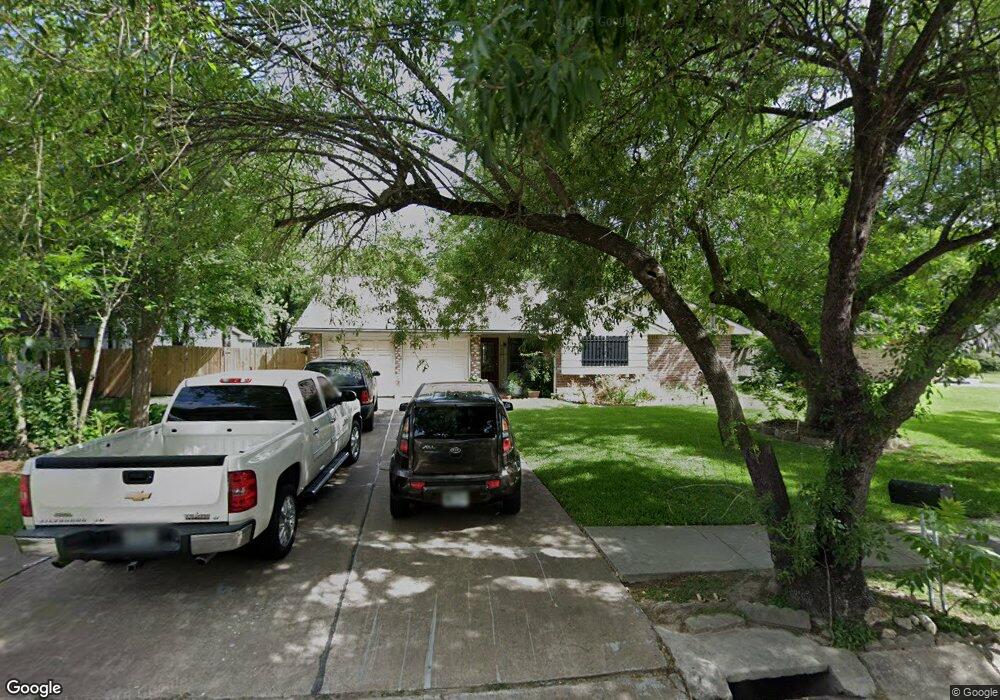 8807 Landwood Dr, Houston, TX 77040 - photo 1