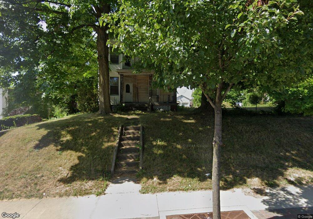 1113 12th St NE, Canton, OH 44705 - photo 1
