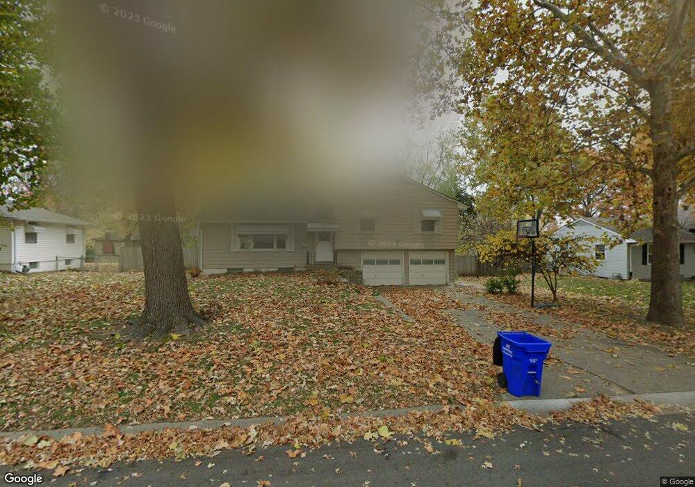 4825 Melrose Ln, Shawnee, KS 66203 - photo 1