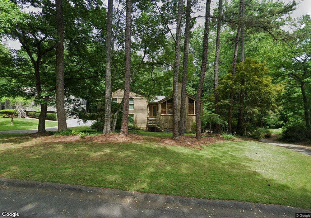 2714 Lange Ct NE, Marietta, GA 30062 - photo 1