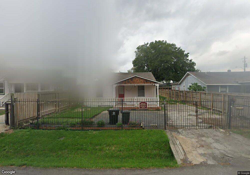 1819 Tabor St, Houston, TX 77009 - photo 1
