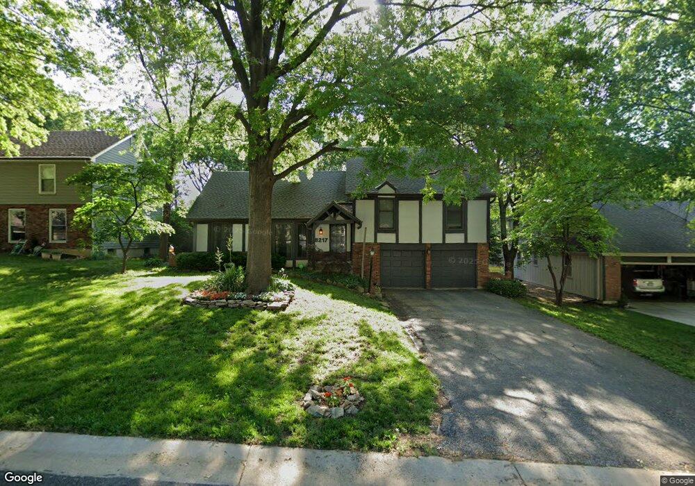 8217 Noland Rd, Lenexa, KS 66215 - photo 1