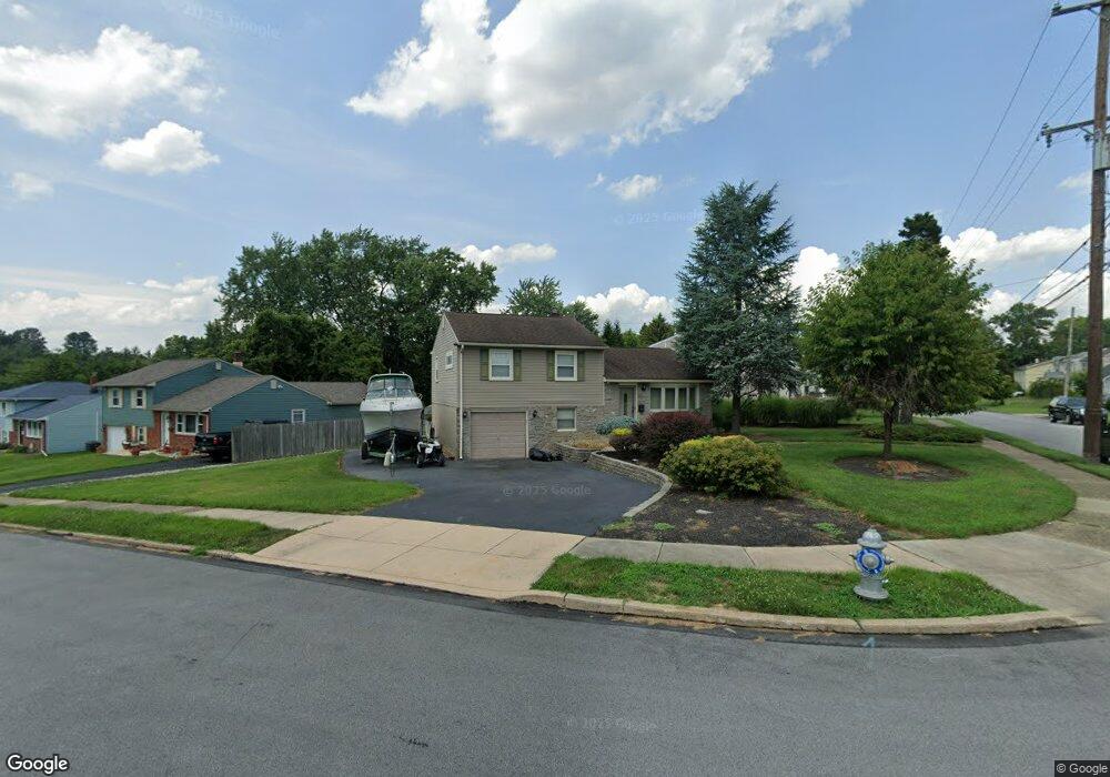 201 Rosemont Ln, Swarthmore, PA 19081 - photo 1