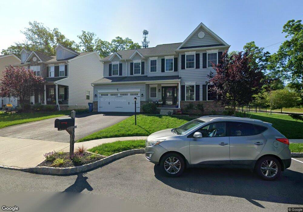 3001 Lynwood Ct, Pennsburg, PA 18073 - photo 1