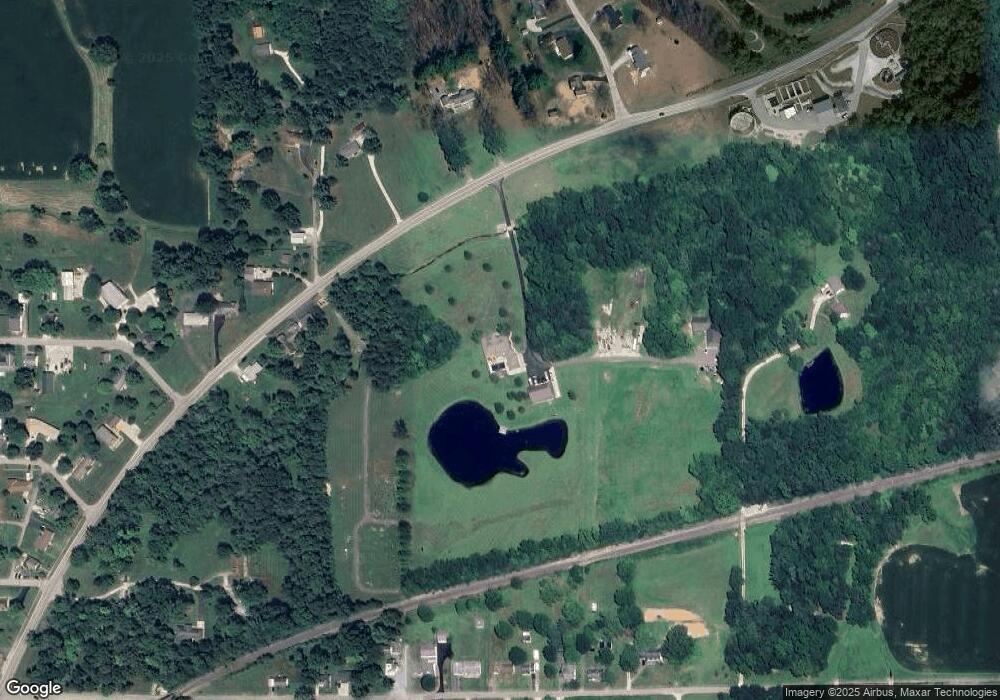 1018 E Beech St, Osgood, IN 47037 - photo 1