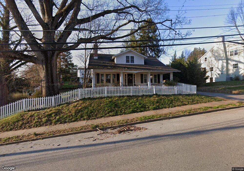 411 W Sickle St, Kennett Square, PA 19348 - photo 1