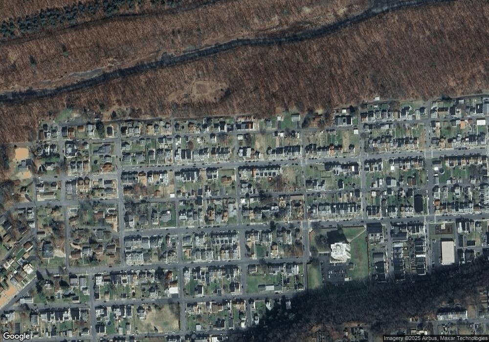 1454 W Walnut St, Coal Township, PA 17866 - photo 1