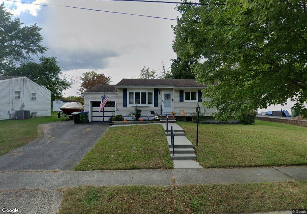 17 Lawrence Dr, Hackettstown, NJ 07840 - photo 1