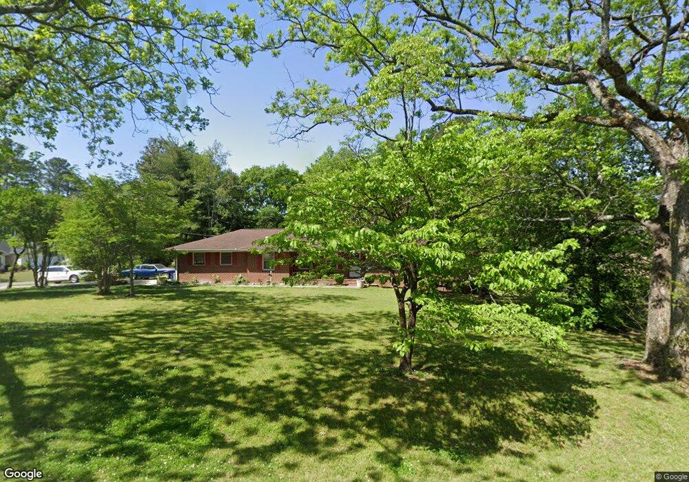 344 N 5th Ave, Winder, GA 30680 - photo 1