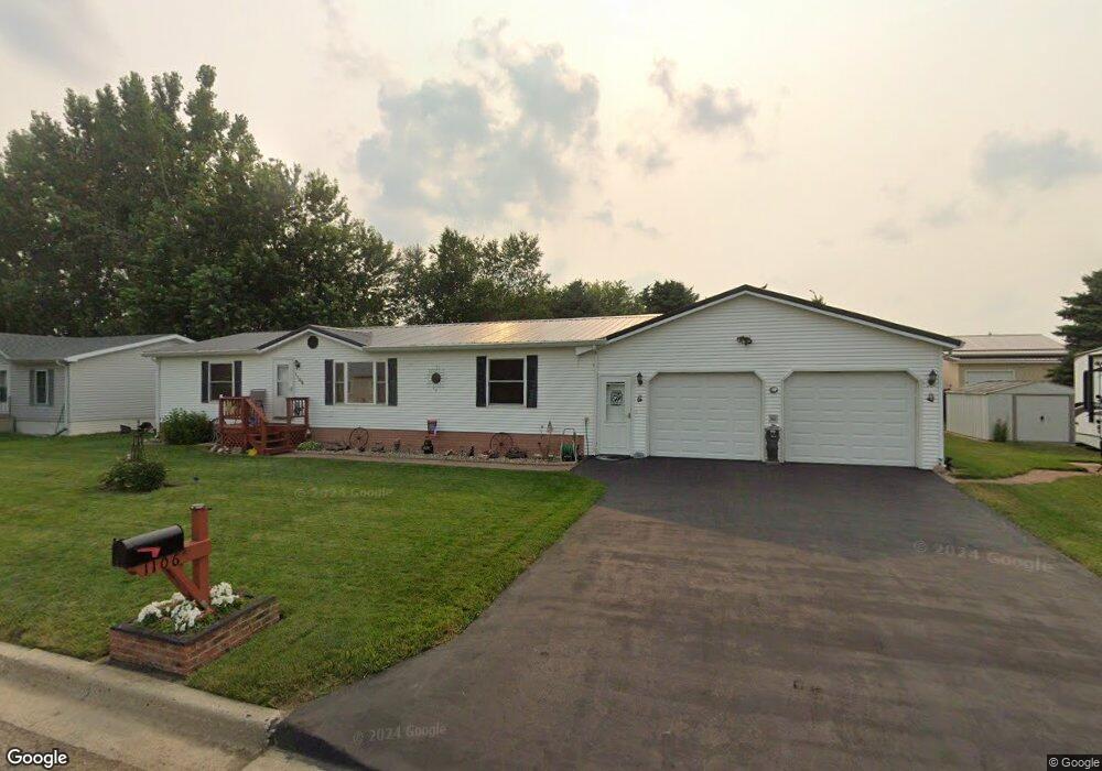 1106 15th Ave SW, Jamestown, ND 58401 - photo 1