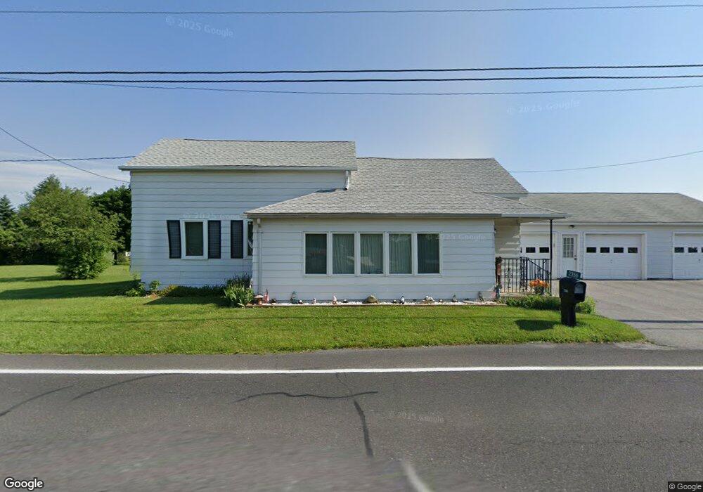 2356 Community Dr, Bath, PA 18014 - photo 1