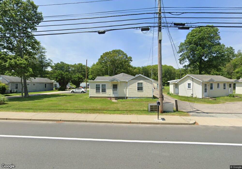 1070 Boston Neck Rd, Narragansett, RI 02882 - photo 1