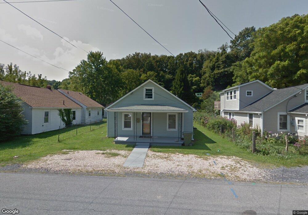 1232 10th St, Waynesboro, VA 22980 - photo 1