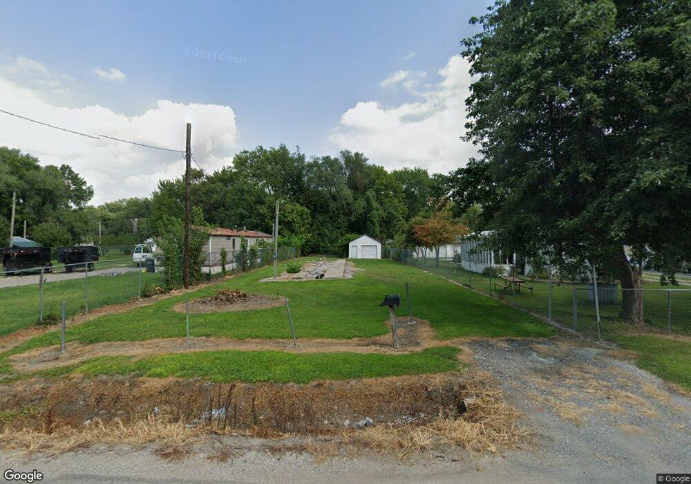 216 Art St, Collinsville, IL 62234 - photo 1