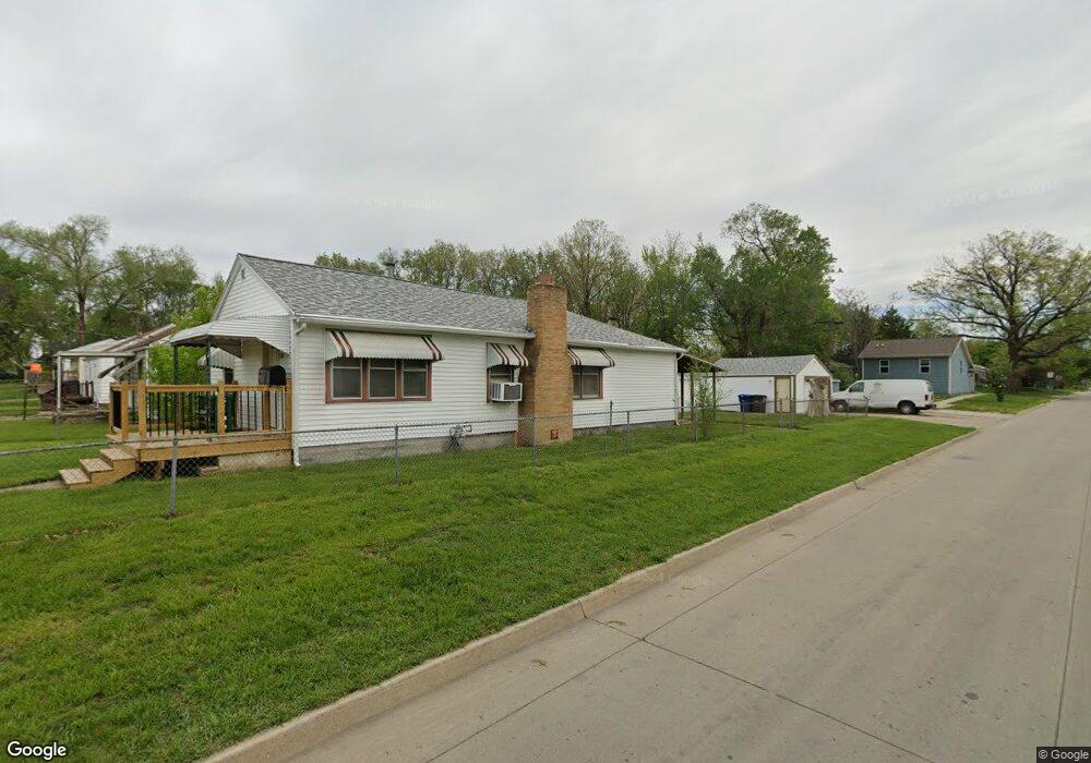 2101 Searle St, Des Moines, IA 50317 - photo 1