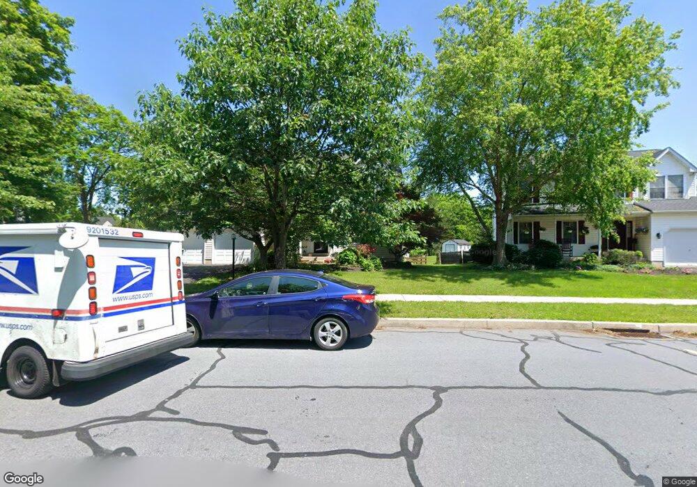 610 Penn St, Pennsburg, PA 18073 - photo 1