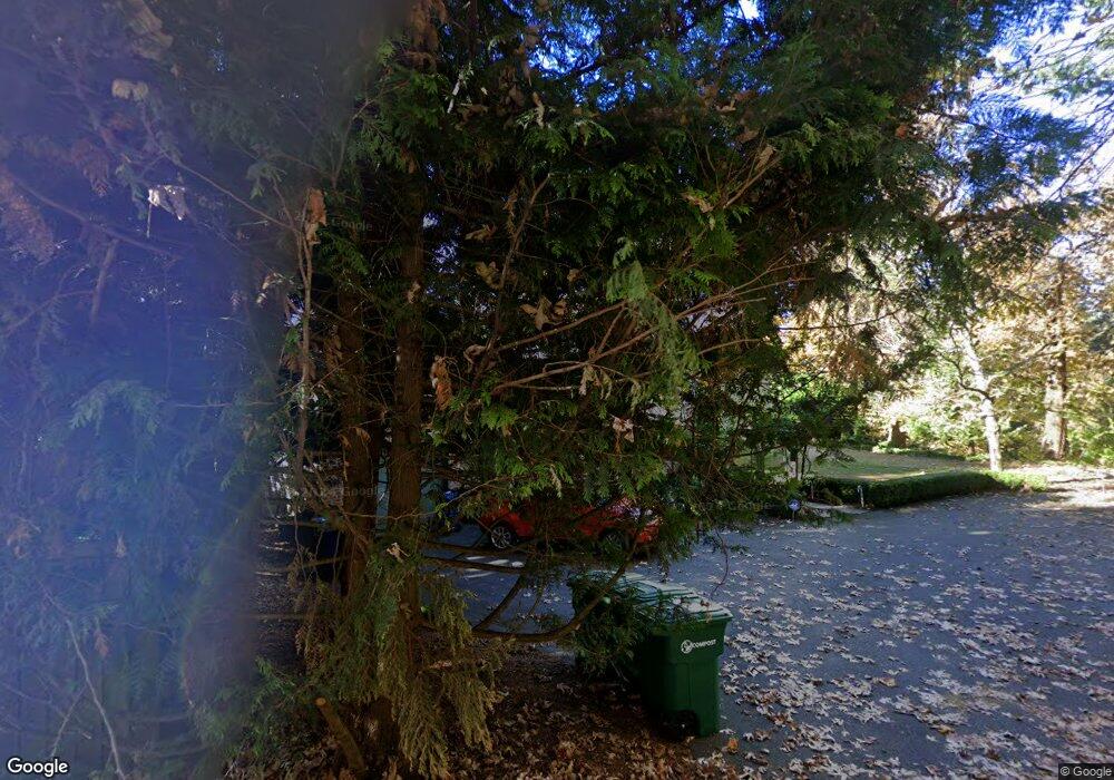 24 Evergreen Ln, Mercer Island, WA 98040 - photo 1