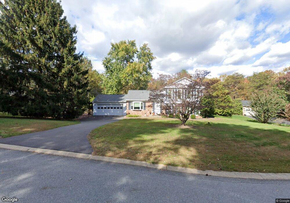 602 Roundtree Ct, Sykesville, MD 21784 - photo 1