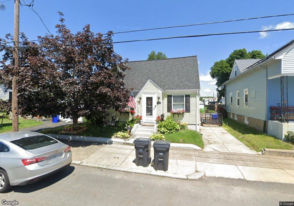321 W Forest Ave, Pawtucket, RI 02860 - photo 1