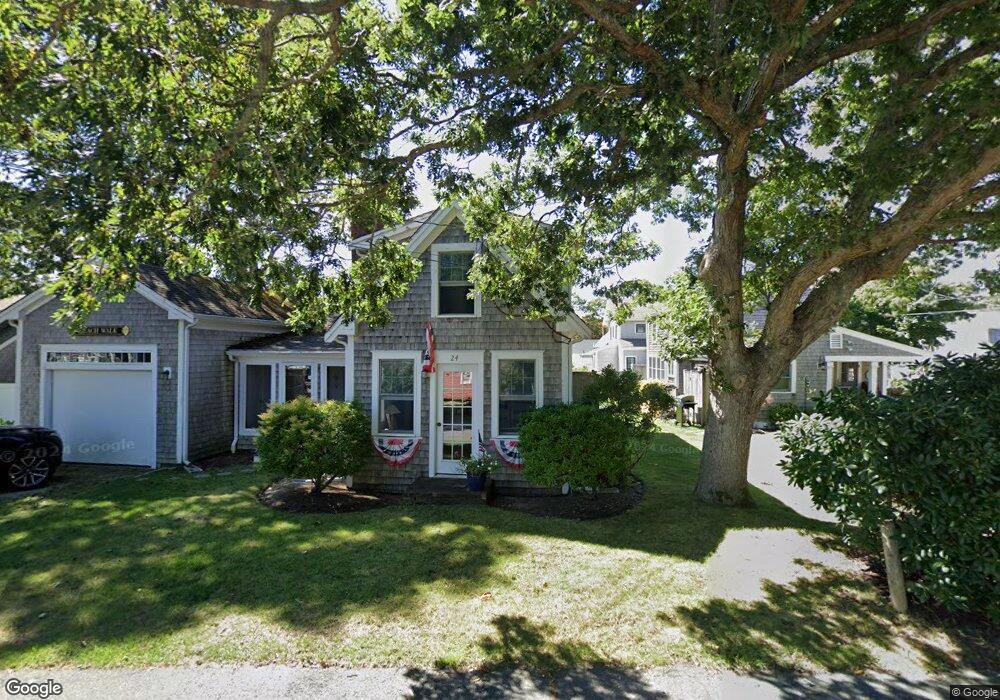 24 Pine St, Harwich Port, MA 02646 - photo 1