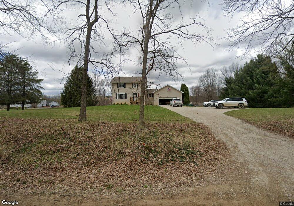 5085 E Allen Rd, Howell, MI 48855 - photo 1