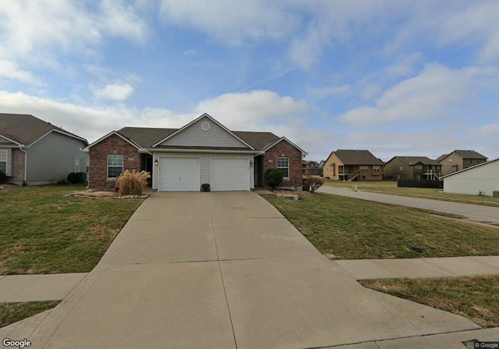 466 Kreisel Dr unit 468, Raymore, MO 64083 - photo 1